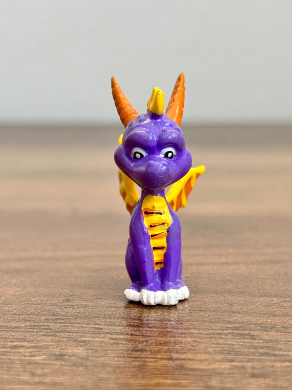 VINTAGE Nintendo Legend of Spyro The Dragon Mini Figure 1.5” PVC Toy Figurine